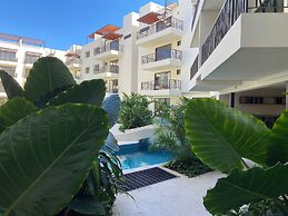 Private Terrace & Jacuzzi in Aldea Zama
