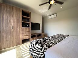 Private Terrace & Jacuzzi in Aldea Zama