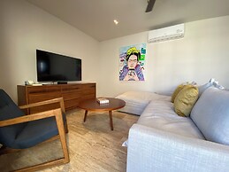 Private Terrace & Jacuzzi in Aldea Zama