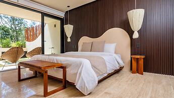 Loch Collection Tulum
