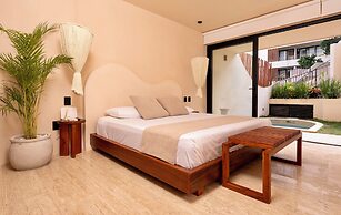 Loch Collection Tulum