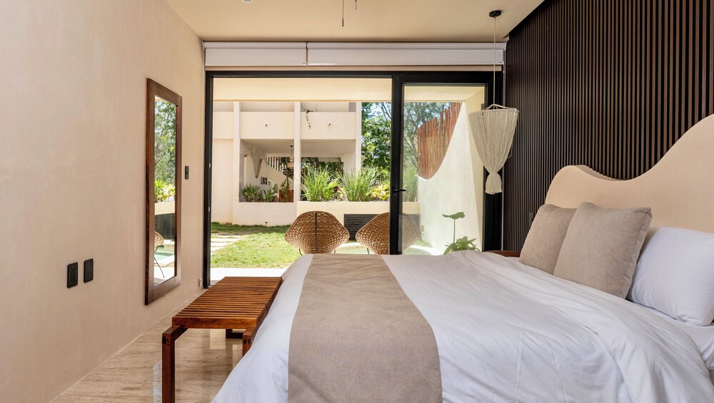 Loch Collection Tulum