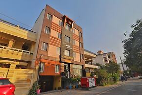 Hotel Janki International