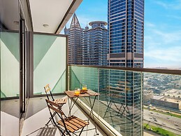 Spectacular Burj View from Infinity Pool