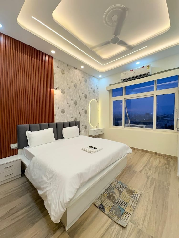 Trovero Suites