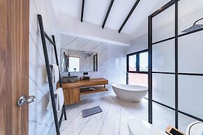 Loft 360 Apartment