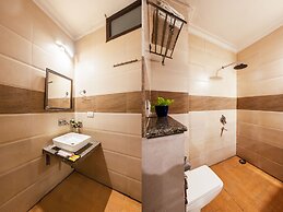 Hotel Admire Inn Sec - 44 By ASPL