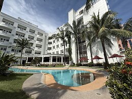 Madison Crown Hotel