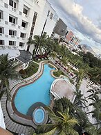 Madison Crown Hotel