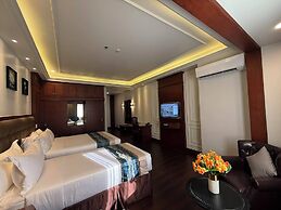Madison Crown Hotel