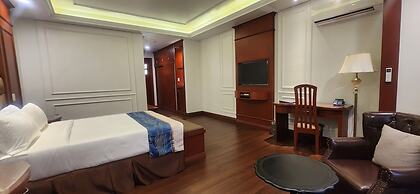 Madison Crown Hotel