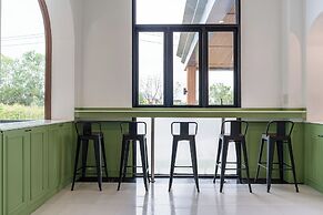 Finn Hotel