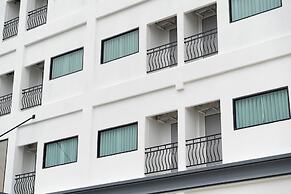 Finn Hotel