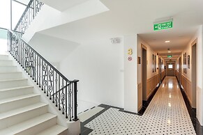 Finn Hotel
