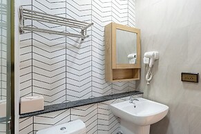 Finn Hotel