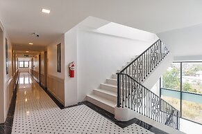 Finn Hotel