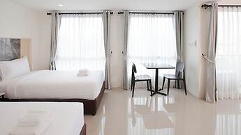 B2 Khao Yai Premier Hotel
