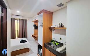 Trans Park Apartment Cibubur by Housleep