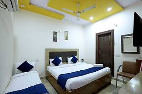 Basil Inn near To Taj Mahal