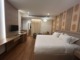 FERNWOOD HOTELS AND RESORTS
