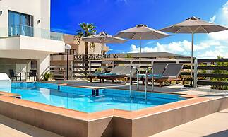 Pnoe Beachside Living