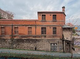 The Yard Hotel
