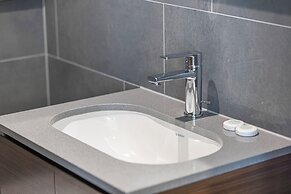 Sobha Suites by Hostiva - Burj View