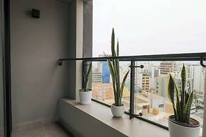 w Dazzling 2BR w Balcony in Miraflores
