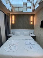 Royal Fsm Suites