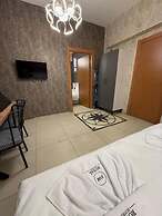 Royal Fsm Suites