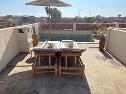 Riad Al Muhandiz