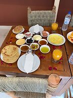 Riad Al Muhandiz