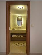 Riad Al Muhandiz