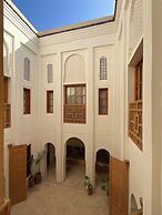 Riad Al Muhandiz