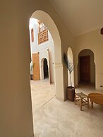 Riad Al Muhandiz