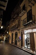 BM SUITES CEFALU'