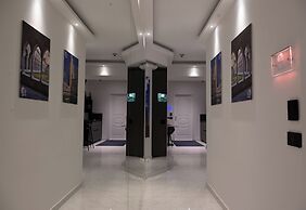 BM SUITES CEFALU'