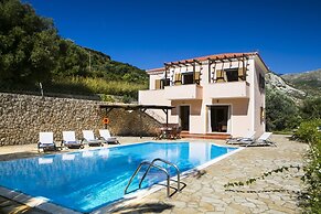 Villa Alexandra in Kato Katelios