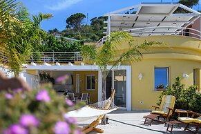 BM SUITE VILLA