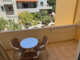 Michalis Studios & Apartments
