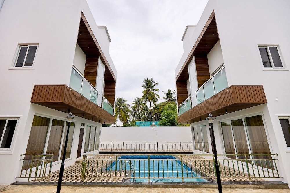 ASJ HOLIDAY VILLA
