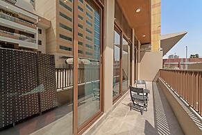 Brand New Stylish Unit near Circle Mall