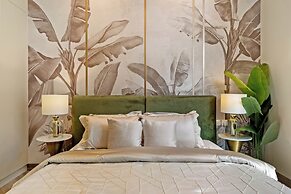 Brand New Stylish Unit near Circle Mall