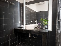 Emeraldgems Premium Residence