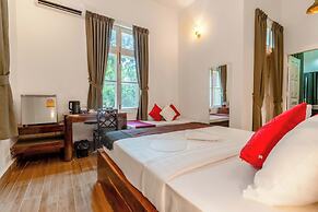 Emeraldgems Premium Residence