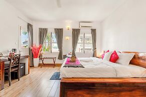 Emeraldgems Premium Residence