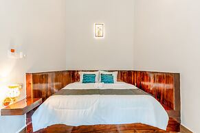 Emeraldgems Premium Residence