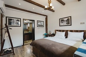 Lijiang Desti Youth Park Hostel