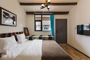Lijiang Desti Youth Park Hostel
