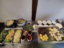 Lijiang Desti Youth Park Hostel